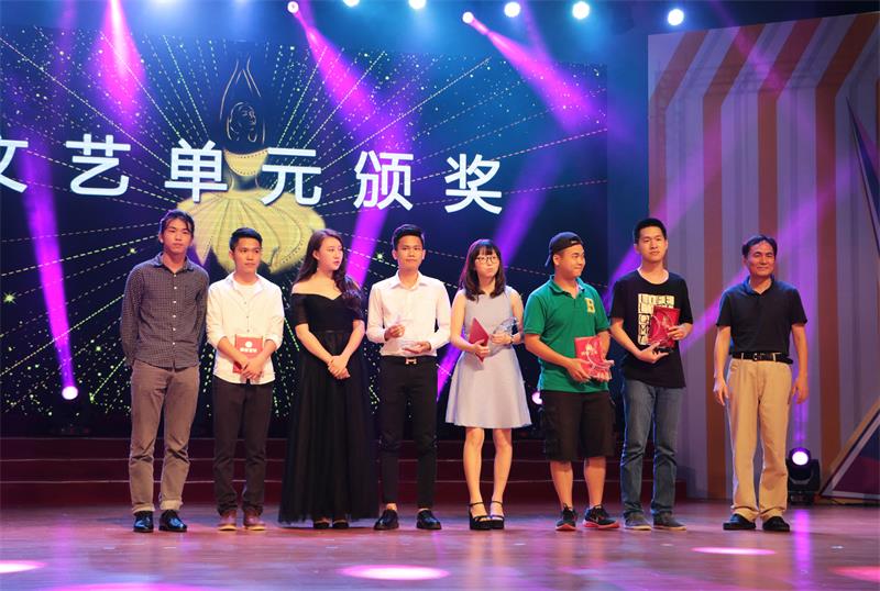 文艺单元 (2)